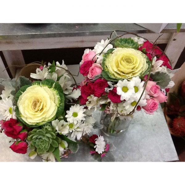 For your special wedding day flowers contact Park Ave Florist in Coffs Harbour to discuss options